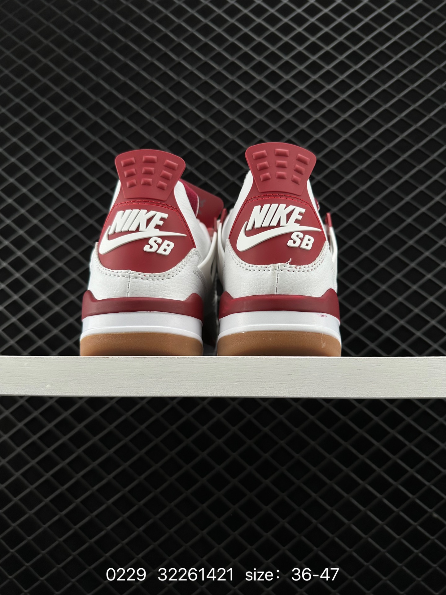 Air Jordan 4 Retro OG